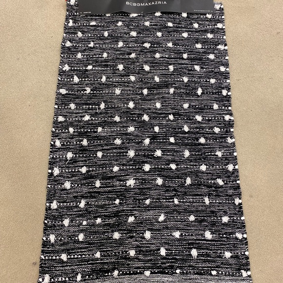 Chic Area Rug - Picture 1 of 6